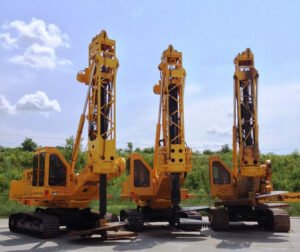 tracked drilling rigs